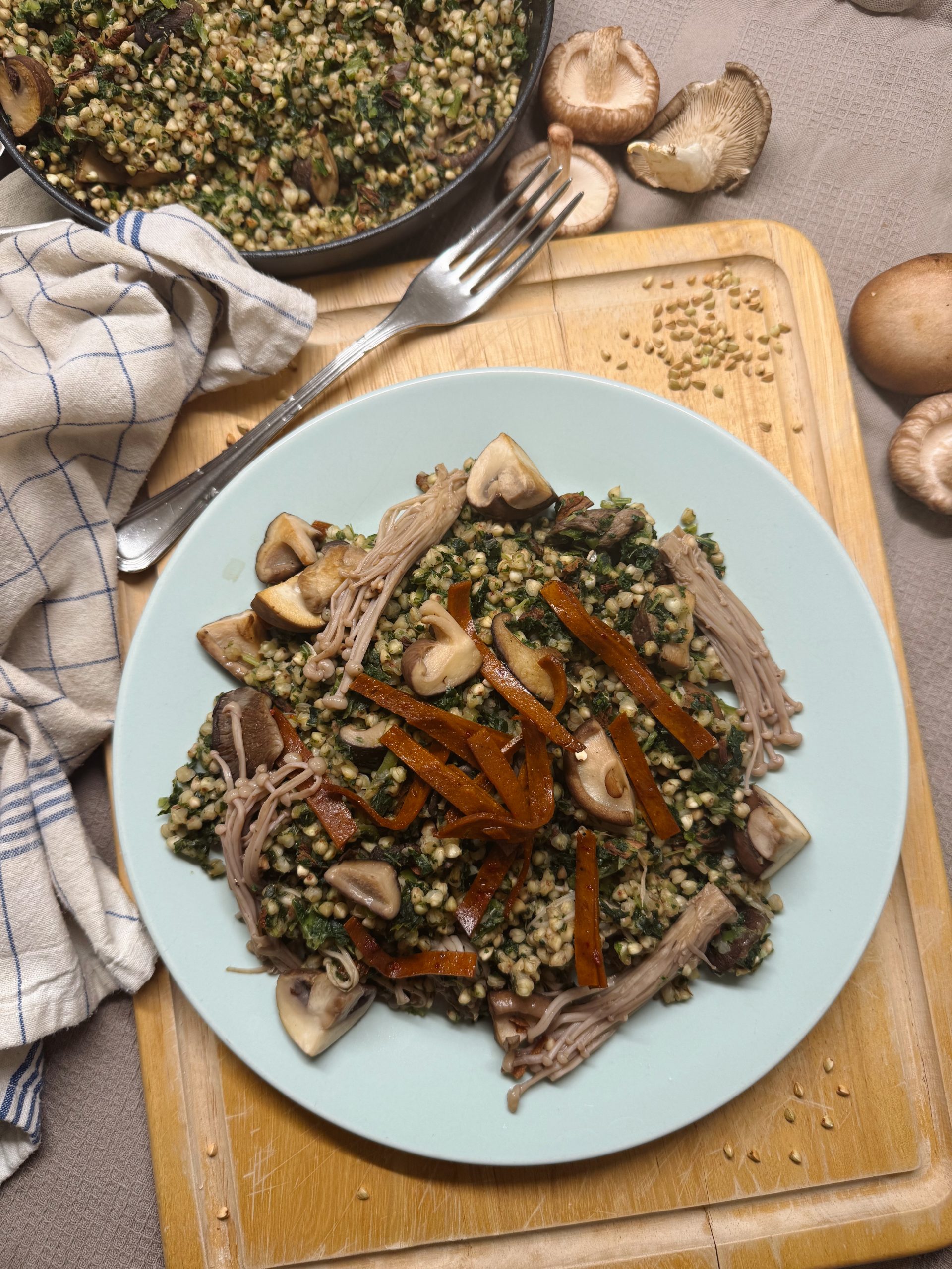 Buchweizen-Risotto mit Pilzen und Grünkohl